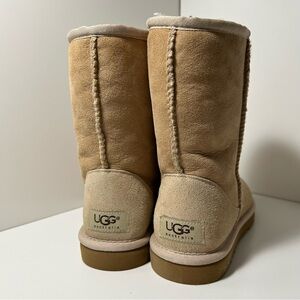UGG Classic Short Ankle Boots - Chestnut